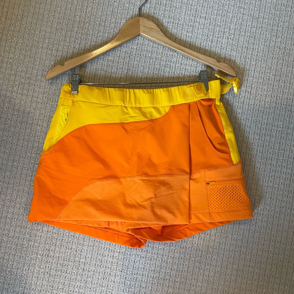 NWT Outdoor Voices skort